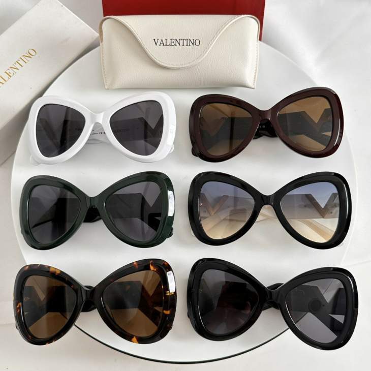 Picture of Valentino Sunglasses _SKUfw66579549fw